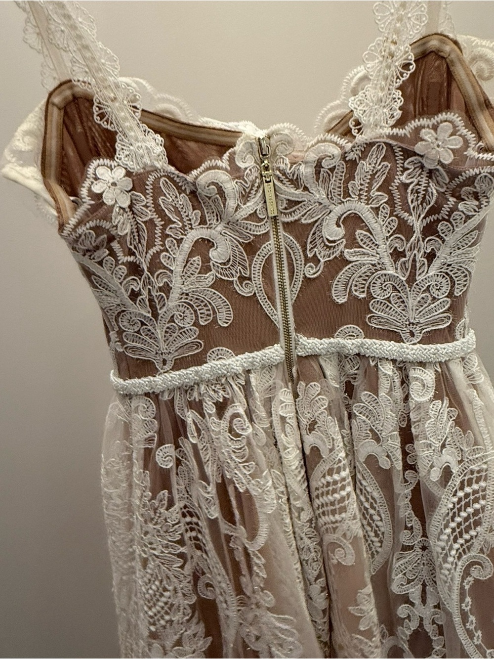 Bronx and Banco Nude and White Lace Midi Dress - Picture 6 of 8